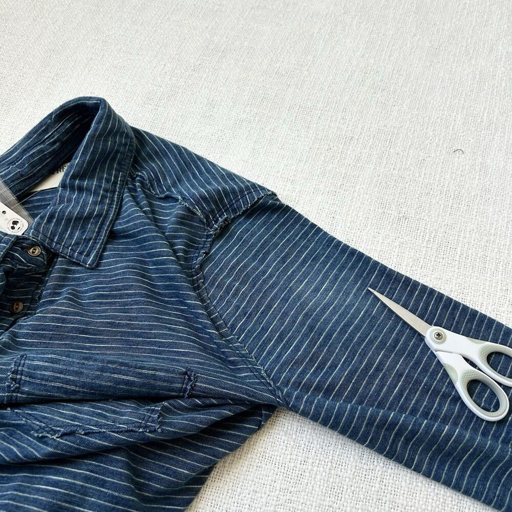 Free People We The Free Blue Long Sleeve Fitted Stripe Jersey Shirt Button Sz S - Picture 14 of 14